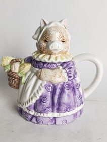 Vintage Heritage Mint Pig Porcelain Decorative Tea