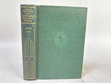 1935 Funk & Wagnalls New Standard Encyclopedia IV