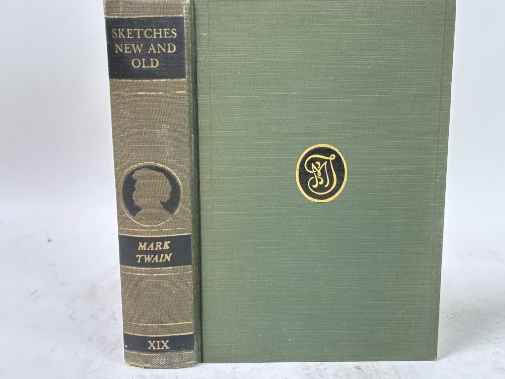 1917 Sketches New and Old, Vol. XIX: 1917 Sketches New and Old, Vol. XIX, 7 1/8in by 5in