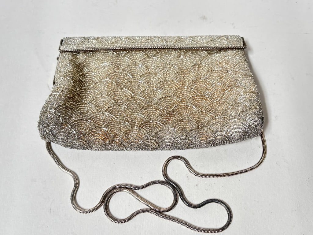 Women's Beaded Shoulder Bag (1 of 3)