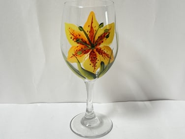 Clear Floral Stem Glass