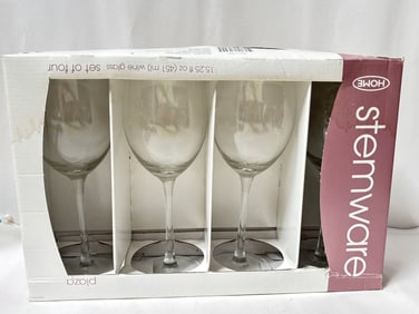Set of Stemware
