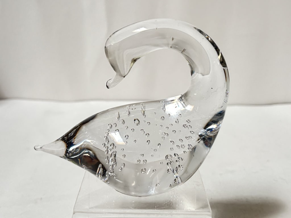 Vintage Clear Bubble Glass Duck: Vintage Clear Bubble Glass Duck, 4in by 4.75in