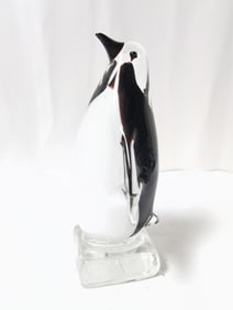 Vintage Fifth Avenue Crystal Art Glass Penguin