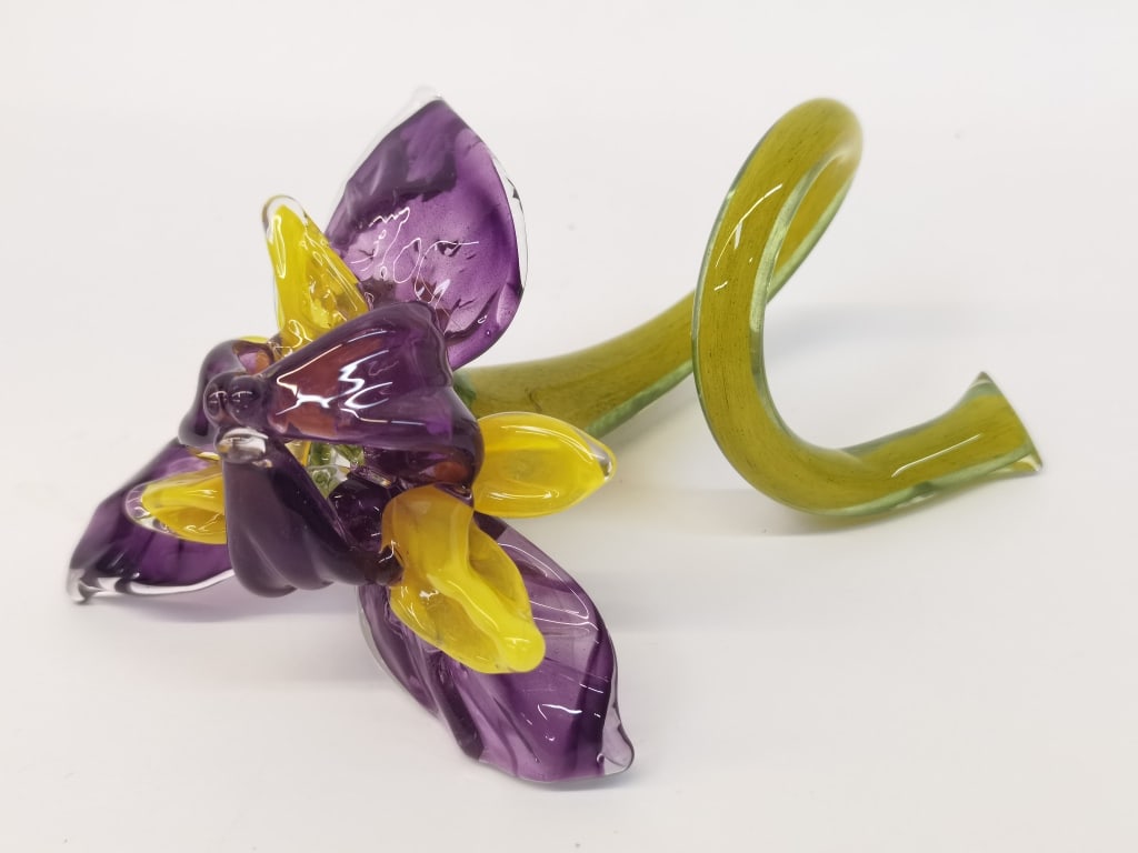 Vintage Murano Italy Art Glass Flower: Vintage Murano Italy Art Glass Flower, 6.5in by 5in