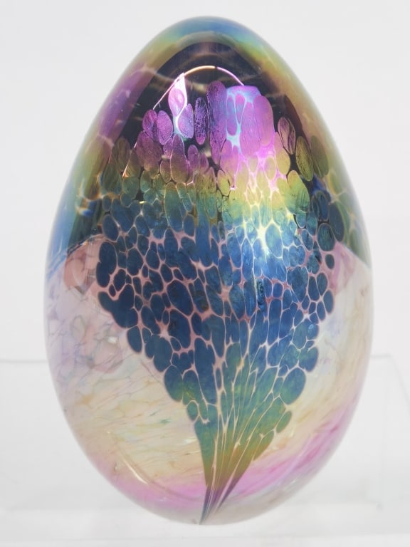 1997 GES Iridescent Splatter Art Glass Egg Paperweight: 1997 GES Iridescent Splatter Art Glass Egg Paperweight, 3.25in