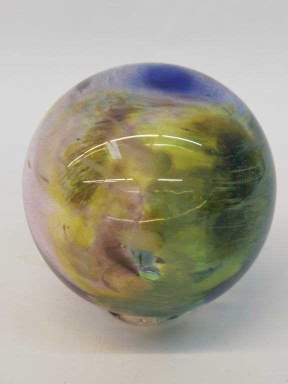 Vintage Art Glass Ball Decor: Vintage Art Glass Ball Decor, 4in