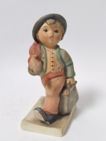 Vintage Goebel Hummel Porcelain "Merry Wanderer" F