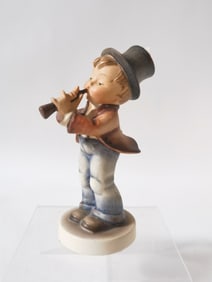 Goebel Hummel Porcelain "Serenade" Figurine