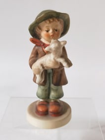 1962 Goebel Hummel Porcelain "The Lost Sheep" Figu