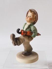 Goebel Hummel Porcelain "Happy Traveler" Figurine