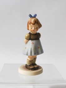 1988 Hummel Club Porcelain "Two Hands, One Treat"