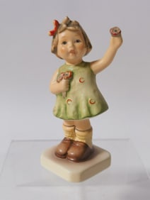 1994 Goebel Hummel Porcelain "Forever Yours" Figur