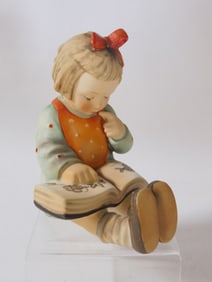 Goebel Hummel Porcelain "Book Worm" Book End