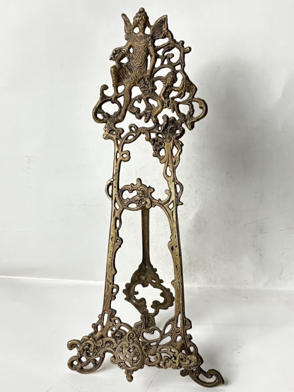 Vintage Victorian Ornate Brass Table Easel (1 of 5)