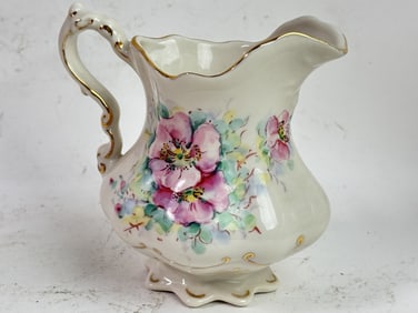 Vintage Heirlooms of Tomorrow Porcelain Floral Pit