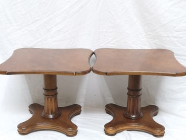 Pr. of Vintage Henredon Traditional Provincial Sid