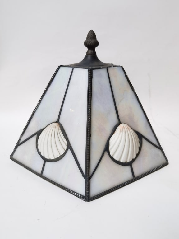 Vintage Art Glass Lamp Shade with Shell Decor: Vintage Art Glass Lamp Shade with Shell Decor, 8.5in by 10in