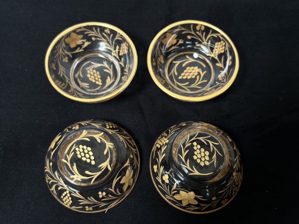 (4) Vintage 22K Gold Gilt Grape Vine Glass Dishes (1 of 4)