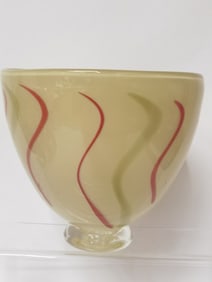 Vintage Signed Wallace Red Stripe Yellow Glass Bow
