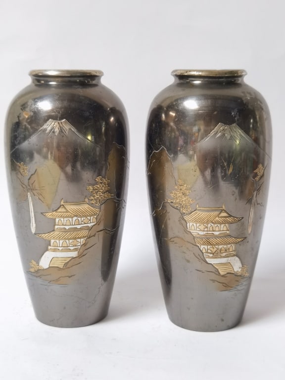 Pr. of Japanese Bronze Vases (1 of 3)