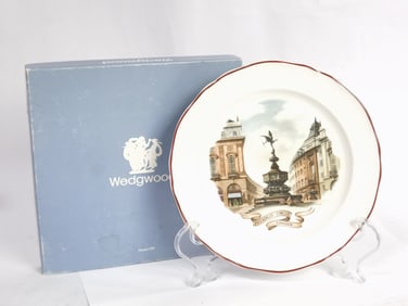 Wedgwood Porcelain London Piccadilly Circus Plate