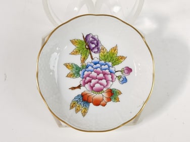 Herend Hungary Porcelain Gilt Rim Plate