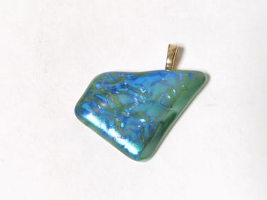 Murano Italy Iridescent Art Glass Pendant