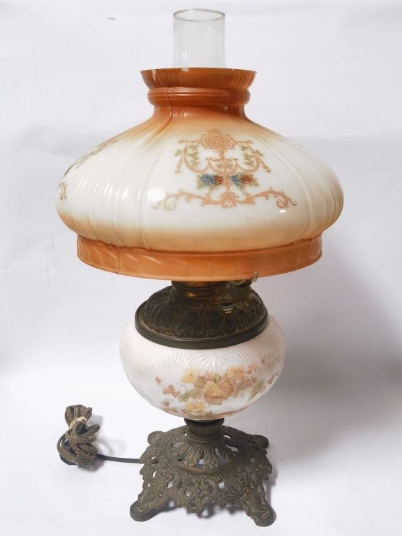 Vintage Electric Hurricane Table Lamp