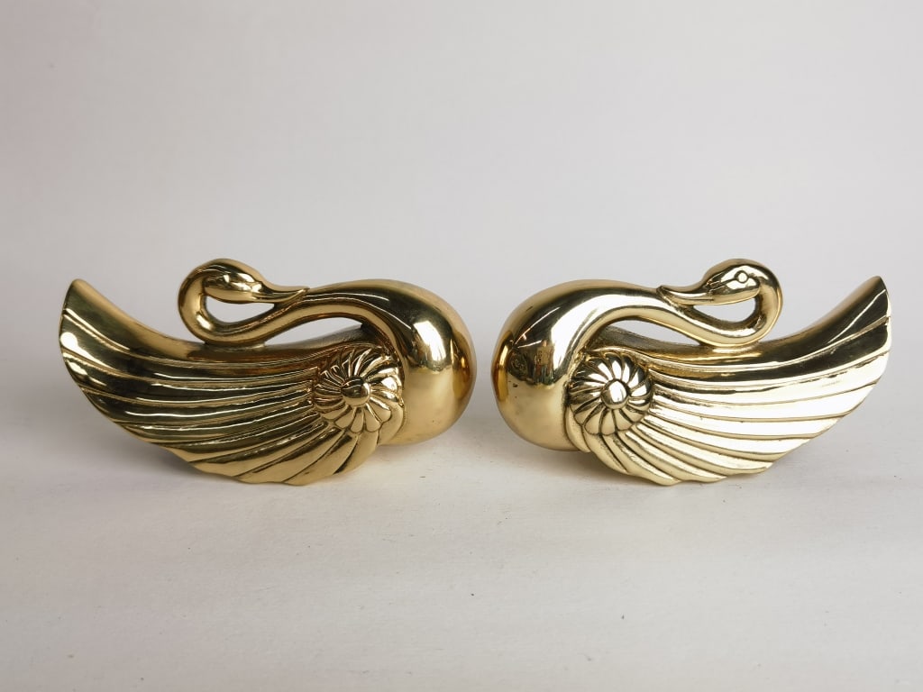 Pr. of Vintage Brass Swan Hanging Flower Pots (1 of 3)