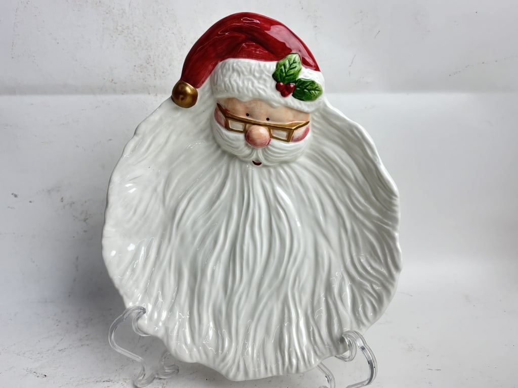 Vintage Fitz & Floyd Porcelain Santa Claus Dish: Vintage Fitz & Floyd Porcelain Santa Claus Dish, 10in