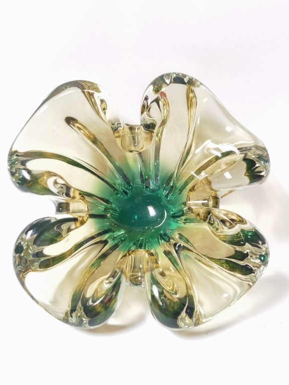 Vintage Murano Italy Amber/Green Sommerso Glass Bo: Vintage Murano Italy Amber/Green Sommerso Glass Bowl, 7.5in by 3.5in