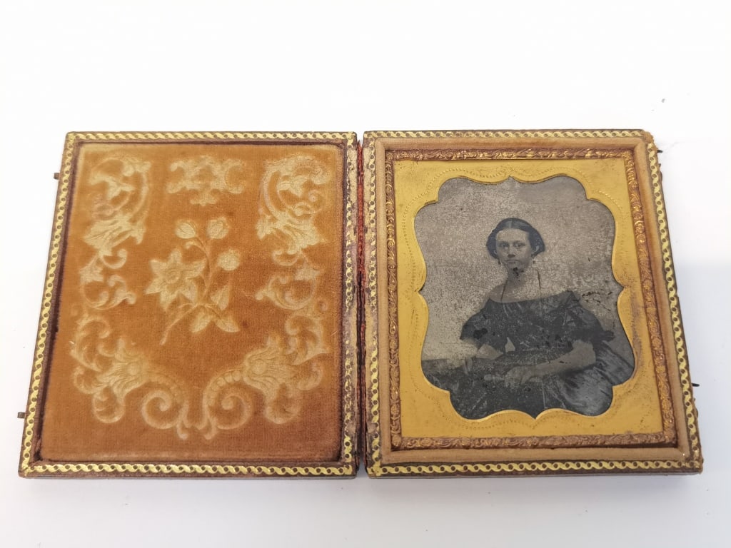 Antique Folding Photo Frame: Antique Folding Photo Frame, 3.75in by 3.25in