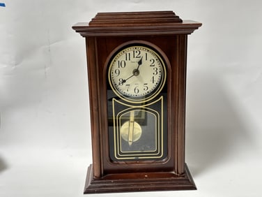 Times Square Quartz Wood Mantle Clock