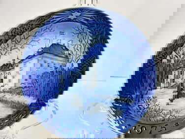 1975 Royal Copenhagen Queen's Christmas Residence