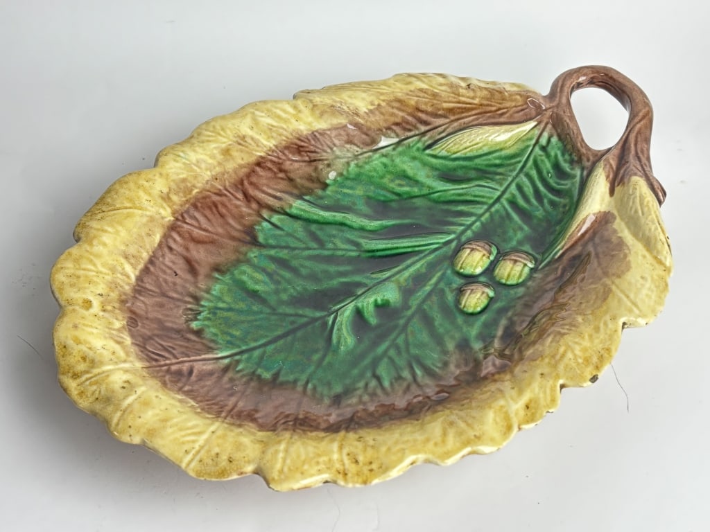 Antique French Majolica Oak Leaf Dish: Antique French Majolica Oak Leaf Dish, 13in by 2in