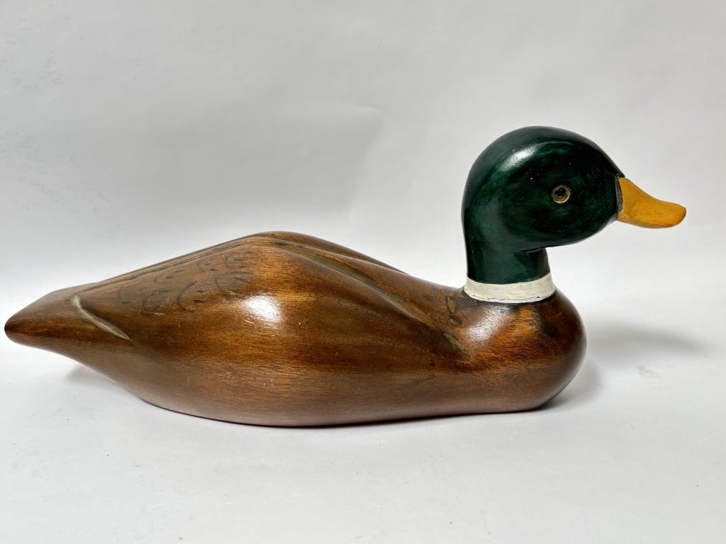 Vintage Hand Painted Wood Carved Duck Decoy (1 of 5)