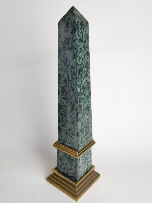 Green Marble Oblisk - 2