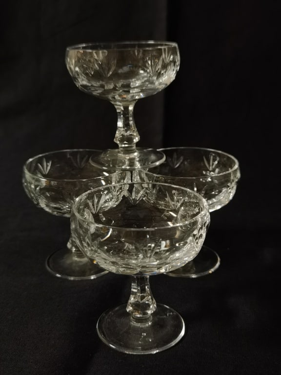 (4) Small Clear Sherbet Glasses: (4) Small Clear Sherbet Glasses, 3in