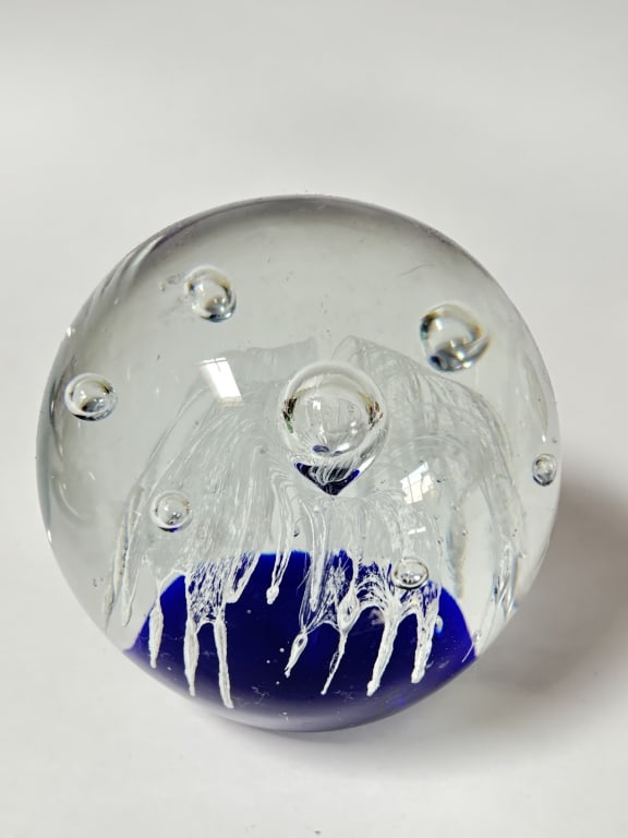 Vintage Controlled Bubble White Firework Glass Pap (1 of 3)