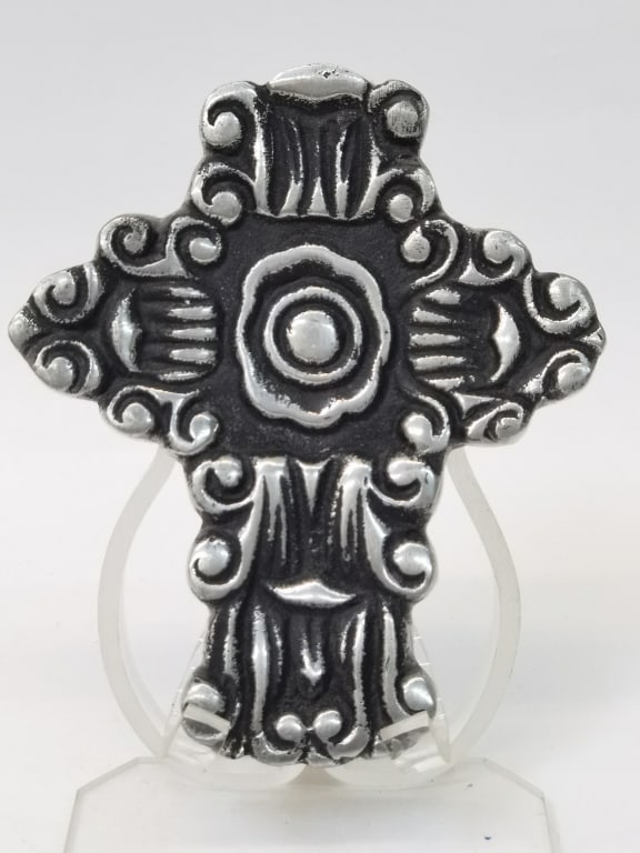 Vintage Embossed Metal Crucifix (1 of 3)