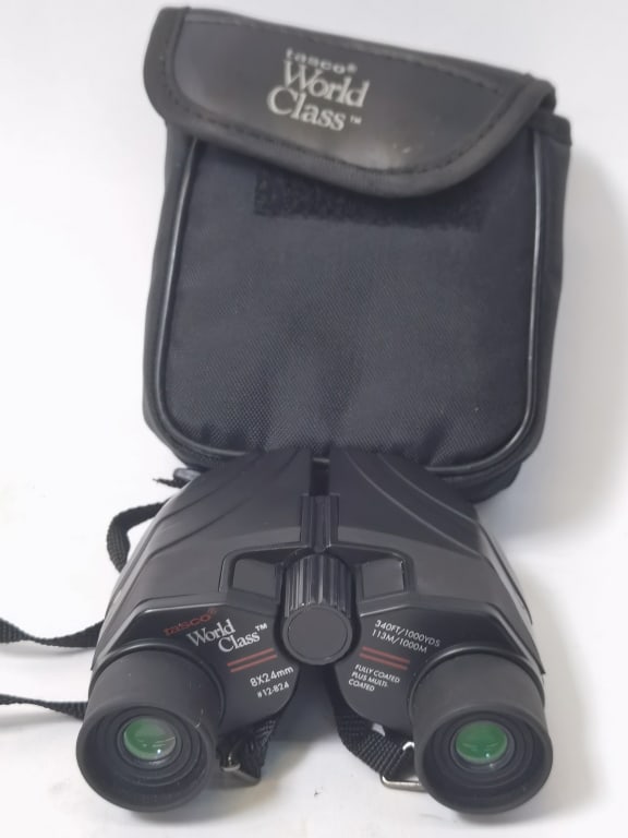 Vintage Tasco World Class Binoculars (1 of 3)