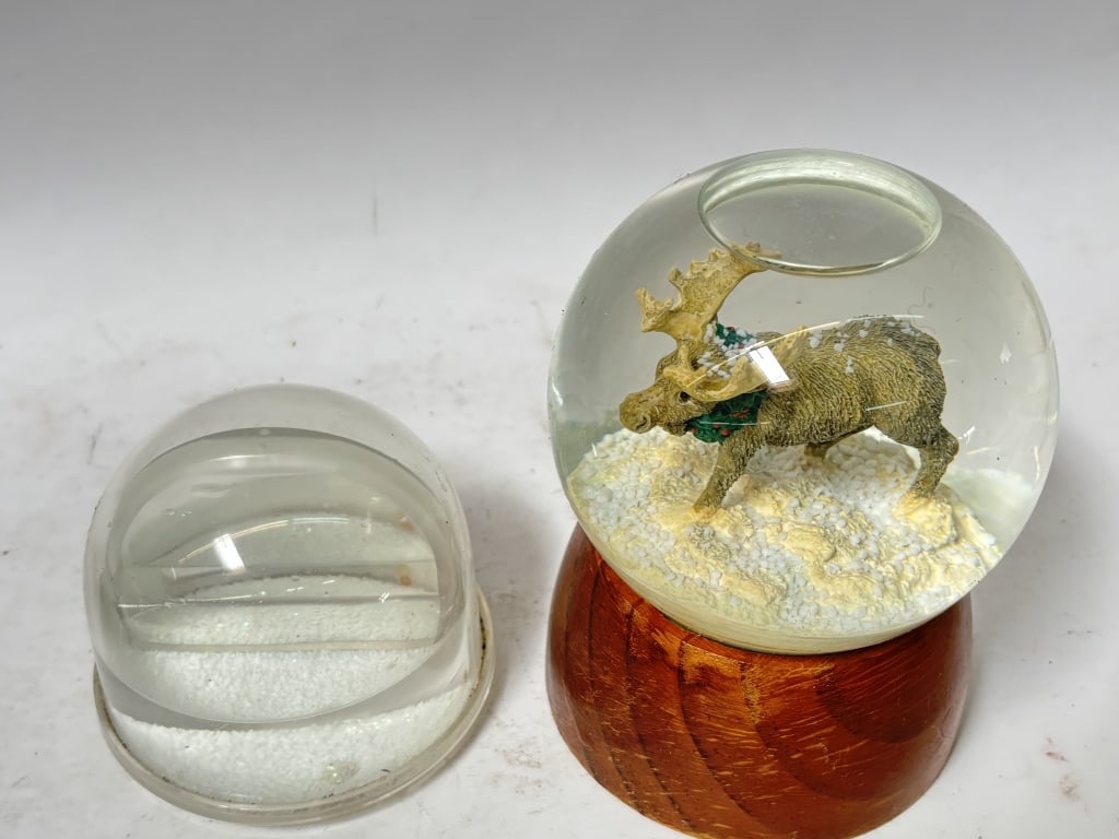 (2) Vintage Snow Globes - 2