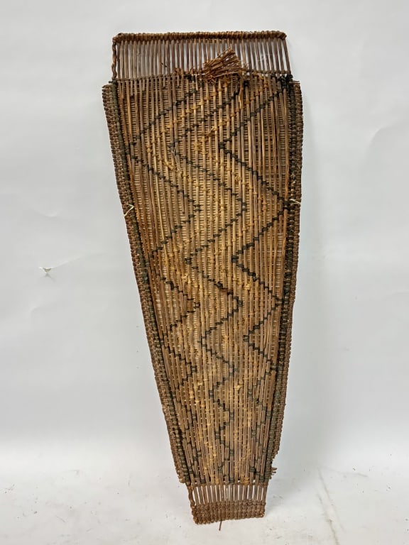 Antique Chukchansi Cradle Board: Antique Chukchansi Cradle Board 20.5in by 8.5in