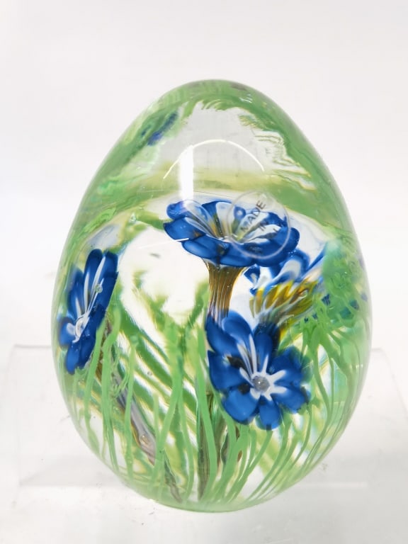 Vintage Italian Blue Floral Glass Egg Paperweight (1 of 6)