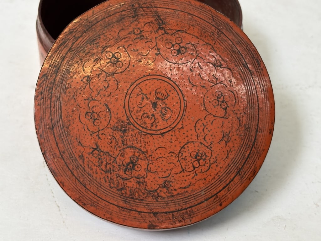 Antique Burmese Red Lacquer Round Box - 2