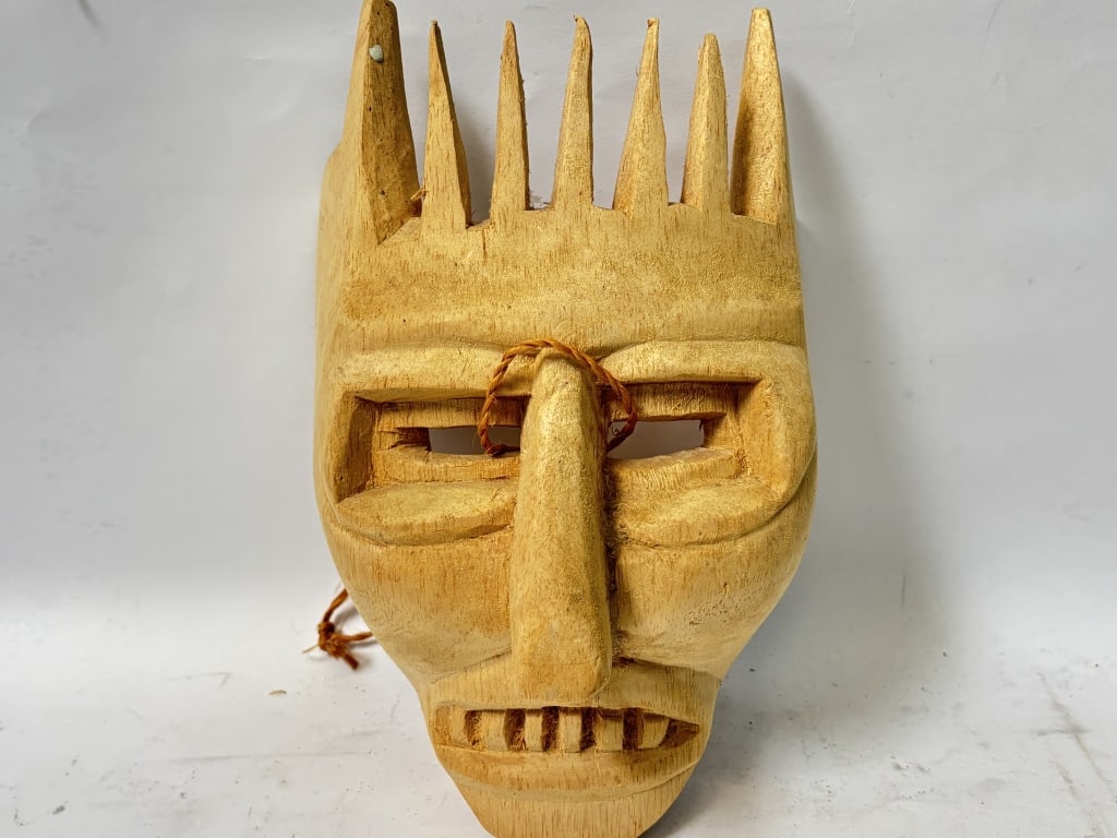 1993 Signed Hand Carved Wood Mask: 1993 Signed Hand Carved Wood Mask, 10in by 6.5in by 5.5in