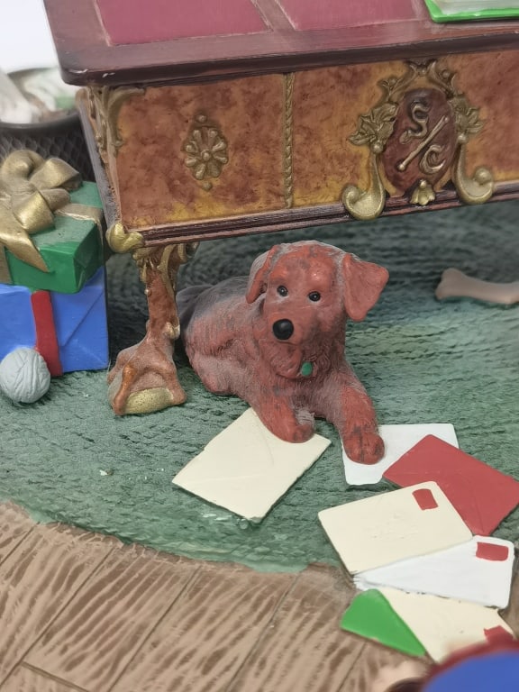 2001 Limited Ed. Hallmark Keepsake Ornament Studio - 5