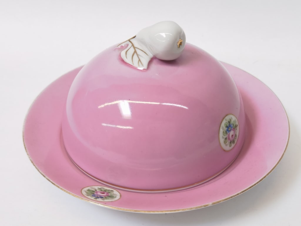Vintage VA Portugal Porcelain Pink Floral Butter D: Vintage VA Portugal Porcelain Pink Floral Butter Dish, 7.5in