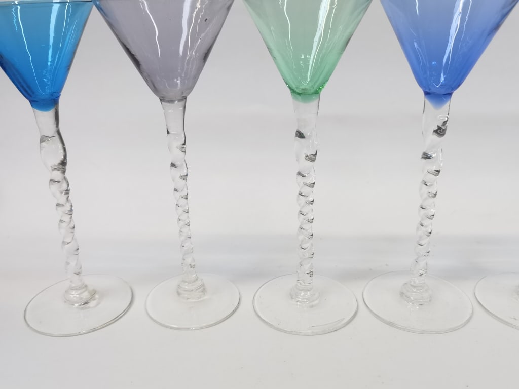 (7) Spiral Stem Martini Glasses - 5